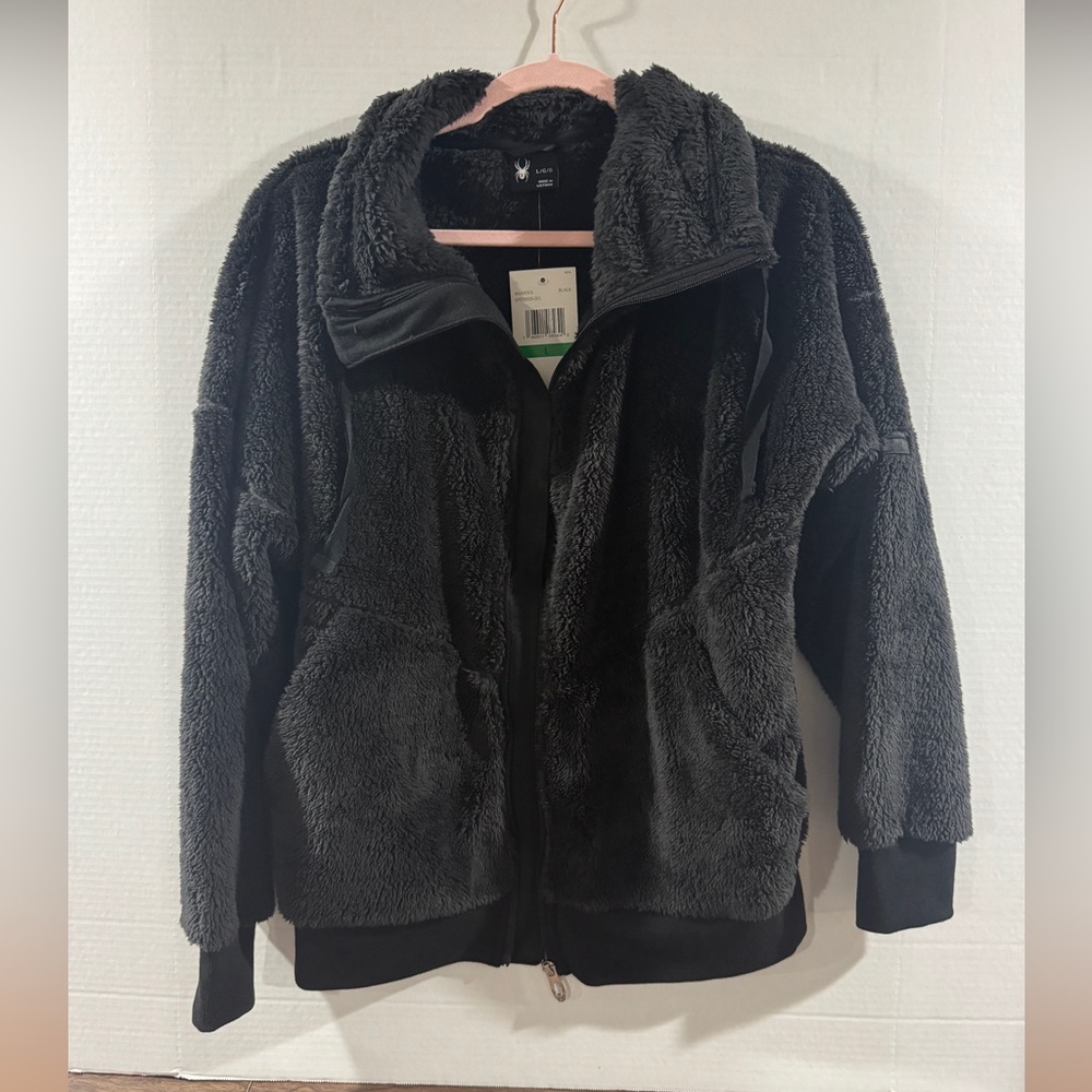 Spyder Women’s Large black fuzzy zip up jacket. NWT